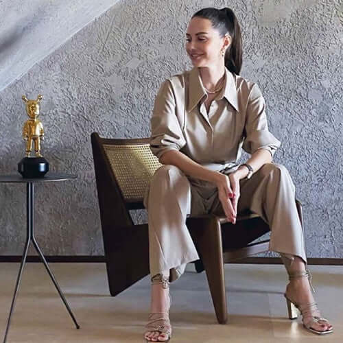 Yasemin Özilhan Röportajında Ophilias'ı Tercih Etti