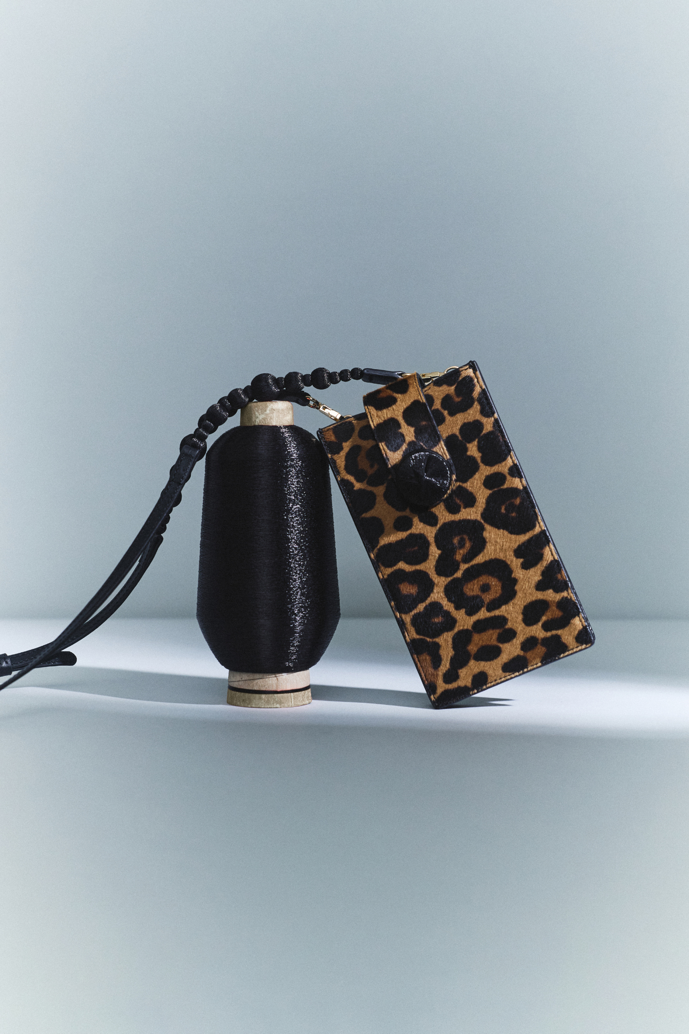 Alessa Leopar Desenli Telefon Kılıfı
